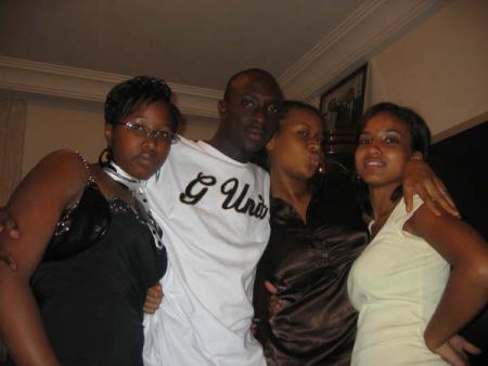 Carrie Boubii Wawiii et Sara